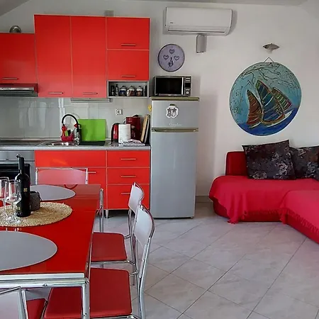 Apartment By The Sea Kastel Stafilic, - 22570 Kastela
