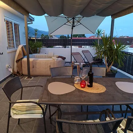 By The Sea Kastel Stafilic, - 22570 Apartment *
