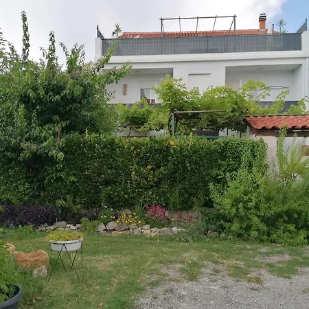 By The Sea Kastel Stafilic, - 22570 Kastela